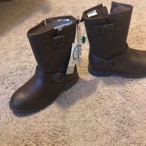 Carter’s girls boots! Tags on!
